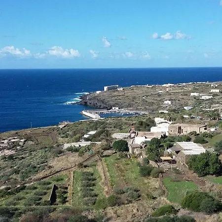 Дом отдыха Dammuso Zighidi Scauri (Sicily)